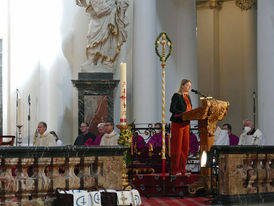 Diakonenweihe im Fuldaer Dom (Foto: Karl-Franz Thiede)